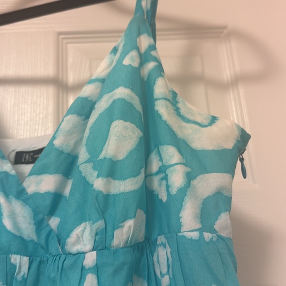 Dress (inc) - Picture 10 of 10